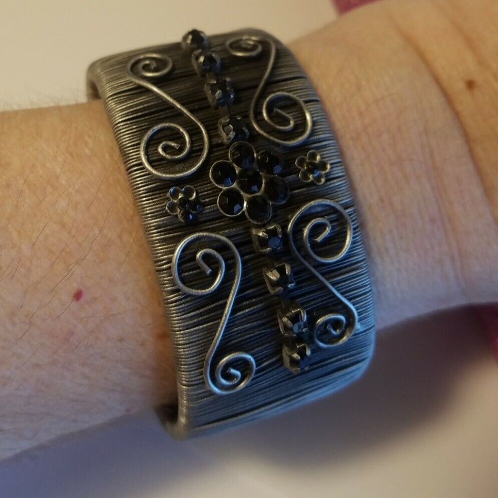 Vintage Pewter tone Wire Wrapped Cuff Bracelet w/Black Rhinestones, 1.5" wide